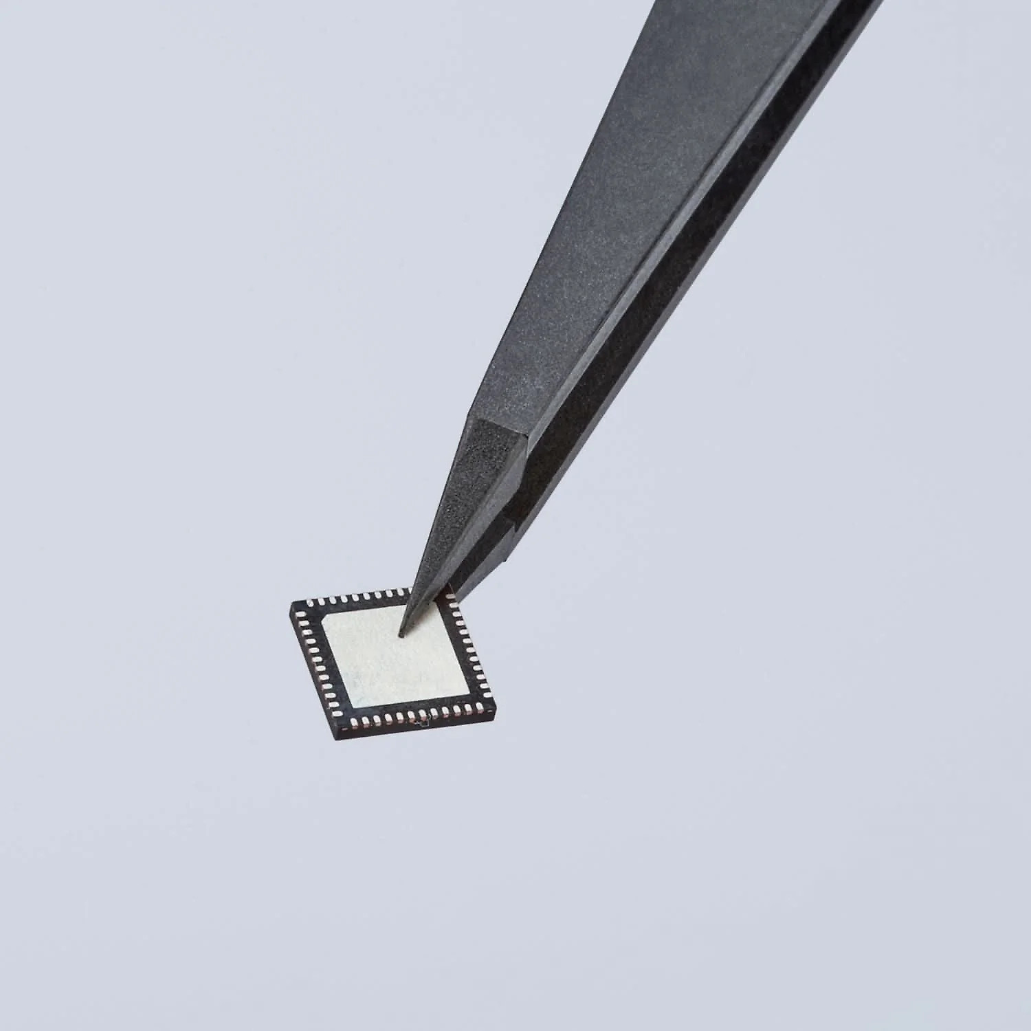 92 09 02 ESD-40368542_6.jpg